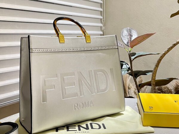 Fendi Sunshine Shopper Bag - 35x17x31cm