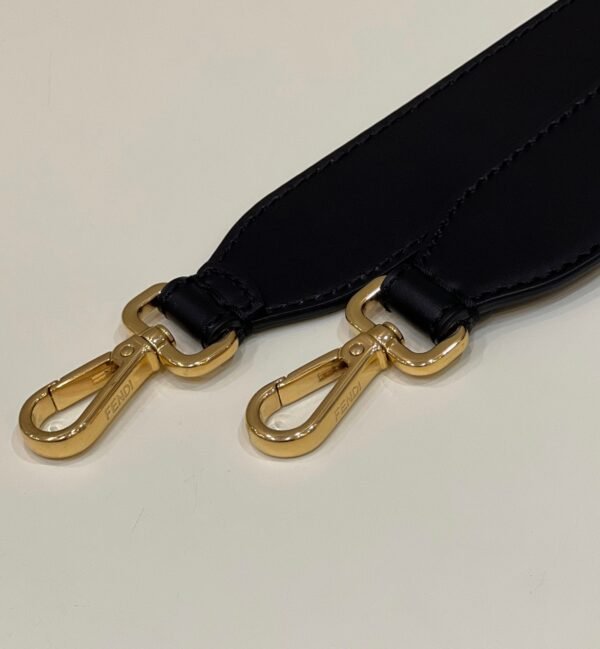 01BD1568-3370-5A4F-5A22-AC6817D6882F.jpg Fendi Sunshine Shopper Meduim Bag