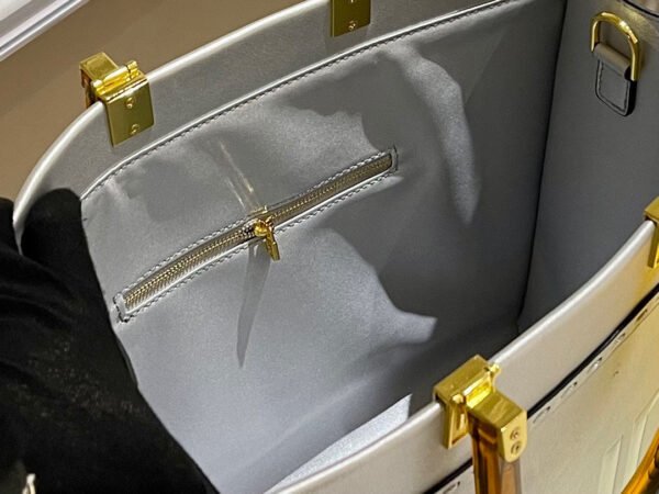 Fendi Sunshine Shopper Bag - 35x17x31cm