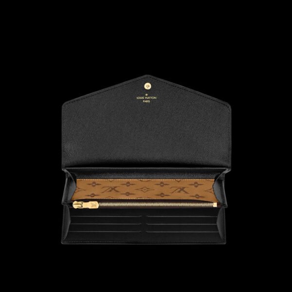 044BF382-65EC-11A3-8B8C-45A8E7CEEBA3.jpg SARAH WALLET M80726