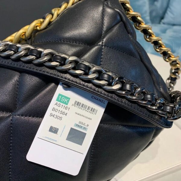 046E8A58-DCEF-9AFE-5615-0E9793670E80.jpg Chanel 19 Flap Bag 30cm Goatskin Leather Spring/Summer Act 1 Collection, Black