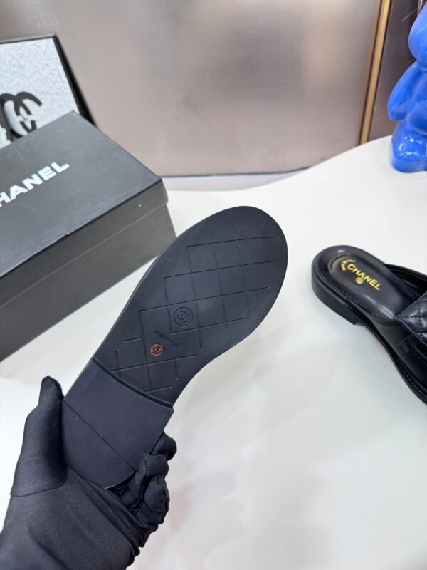 Chanel Women's Logo 25ss Loafers Sandal