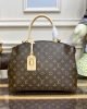 04ED8147-9AD5-C889-A16C-B9FAB92EF183.jpg Louis Vuitton Grand Palais M45898