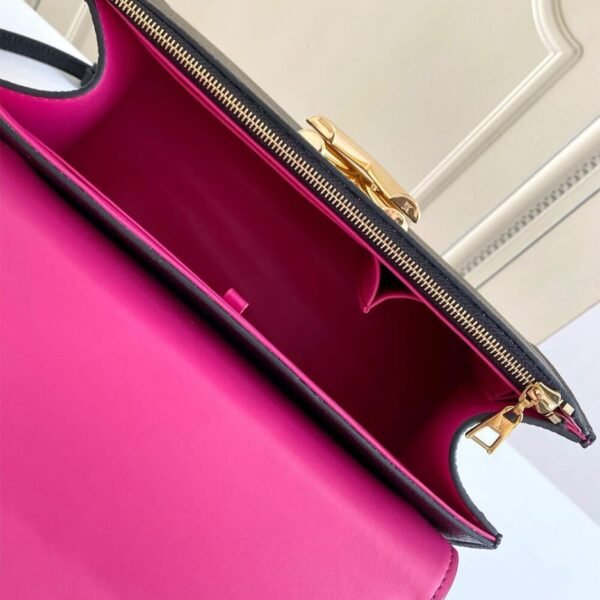 04FF45DF-6603-4508-3773-7CA4ED150410.jpg Louis Vuitton Twist MM M59070