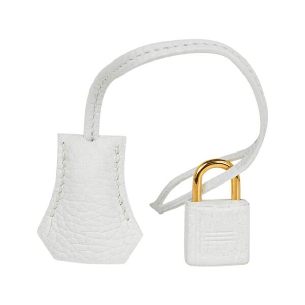 05A2C36B-12C1-37B1-1053-D632CE183C37.jpg Kelly 28 Retourne Bag White Clemence Leather with Gold Hardware