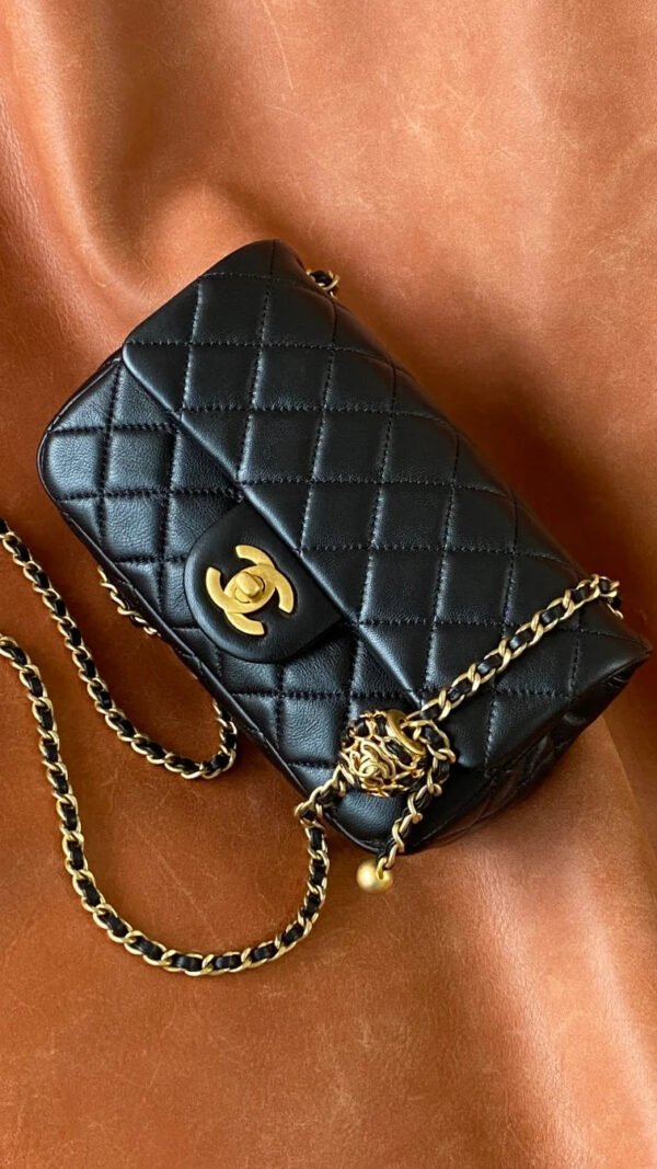 Chanel Mini Flap Bag Black For Women, Women&rsquo;s Bags 7.9in/20cm