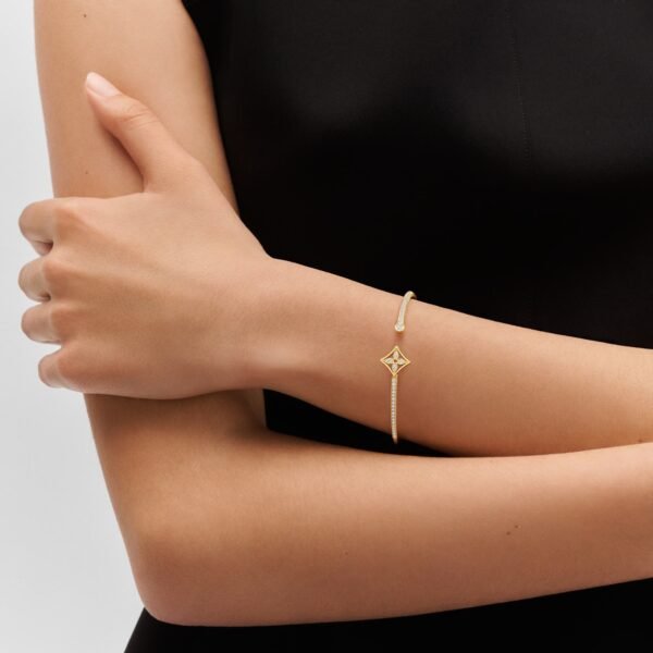 Idylle Blossom Twist Bracelet, Yellow Gold And Diamonds