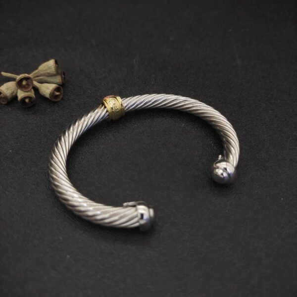 Classic Cable Station Bracelet Sterling Silver with 18K Yellow Gold and Pave Diamonds, 7mm