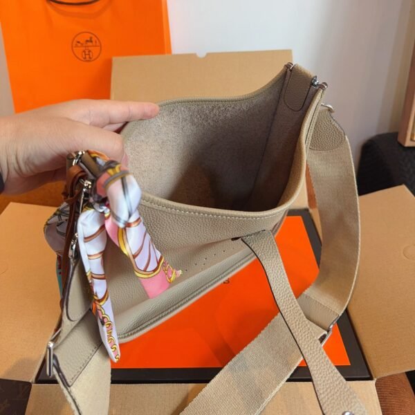 Evelyne PM bag - Khaki