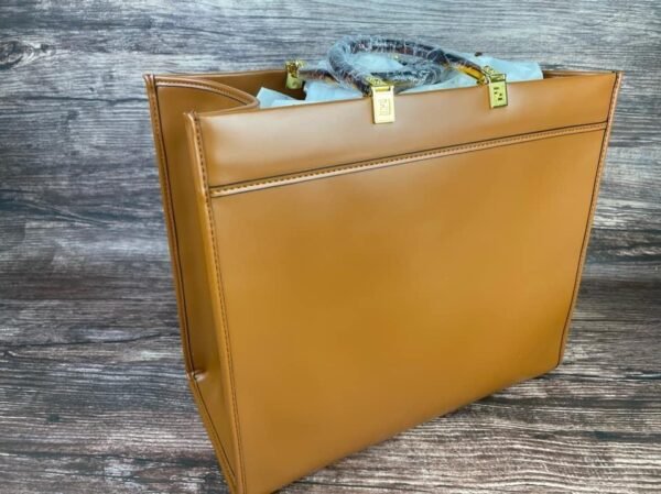0A3422DF-2AB7-EC94-B56F-D1446862DB52.jpg Fendi Sunshine shopper Large Bag - Large
