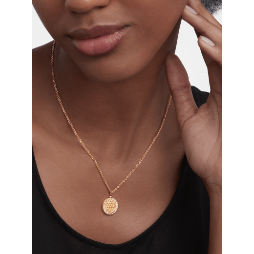 0AC75FE5-1432-DD62-A08F-921F616DC81F.png NECKLACE