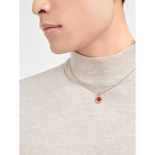 0C57B7B6-1227-A86F-F870-5442F9F977DE.png NECKLACE