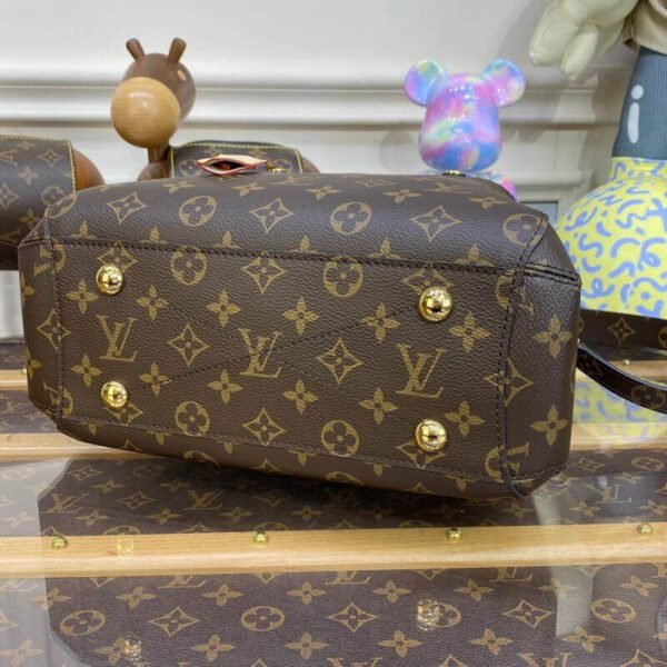 Louis Vuitton Montaigne BB M41055