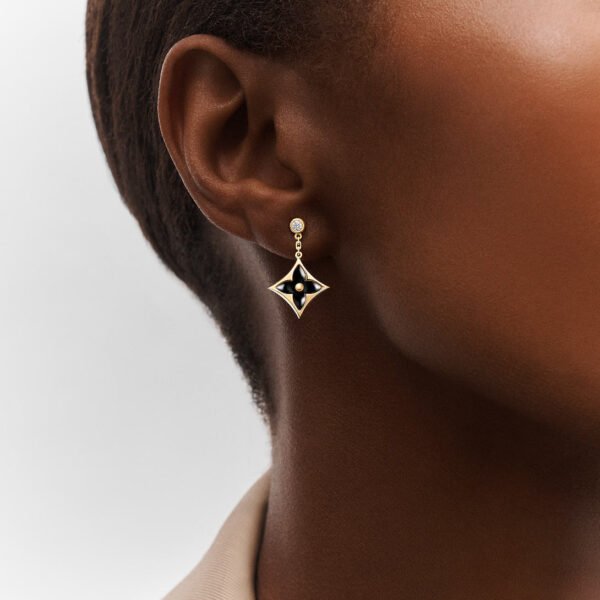 0E7D781E-CC0C-B268-2824-EBC130DA584B.jpg Color Blossom BB Star Ear Studs, Yellow Gold, Onyx And Diamonds