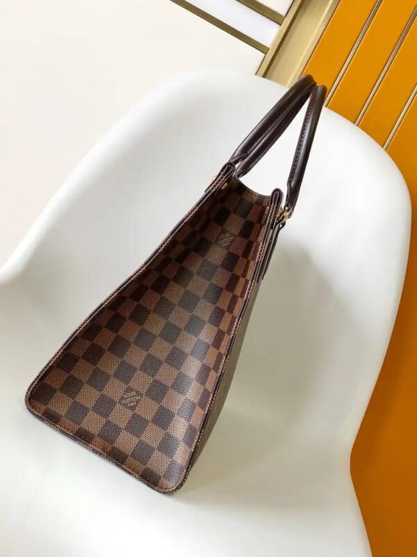 Lousi Vuitton N00065 OnTheGo MM