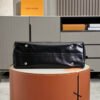 102FF646-EA48-70FE-B338-63AAE84B3749.jpg Louis Vuitton M25143 CarryAll MM