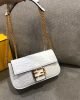 10645527-05DD-16AB-8F06-EDFF16346FBE.jpg Fendi Baguette Chain Midi