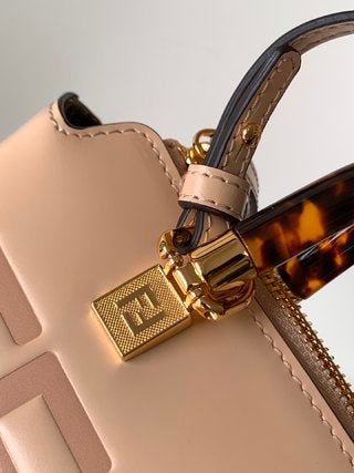 116FF595-BA39-BF1B-BBC8-8E64ADF726C9.jpg Fendi By The Way Mini Bag