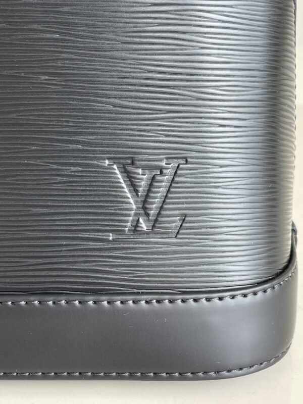 11DF7261-0BE4-1448-09FD-2A8958F03323.jpg Louis Vuitton Alma BB M40862