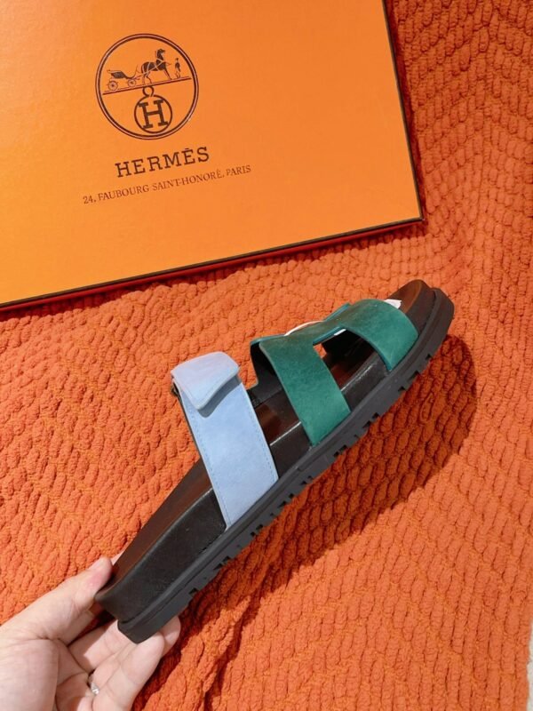 12500ECA-2DCC-A2E4-286B-E7CAD316A55D.jpg Hermes Unisex Chypre Sandal