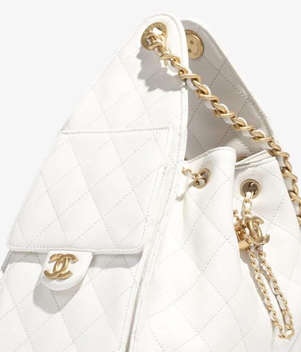 CHANEL 25 small bag(White)
