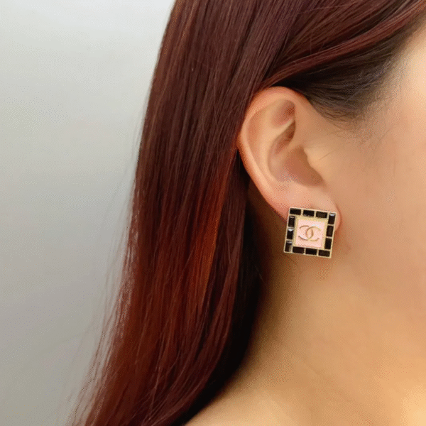 CCE146 CC earring