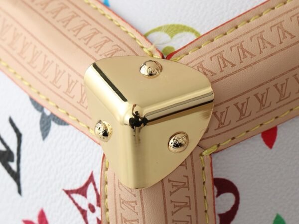 140C305D-E774-6257-DEE4-3BA99F9E8F16.jpg Louis Vuitton M13079 LV x TM OnTheGo MM