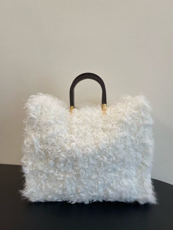142CCC8C-CB52-078A-B332-FC6ABD8ABD0D.jpg Fendi Sunshine Shopper Large Bag
