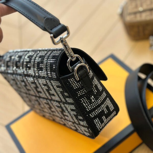 Fendi Baguette Medium