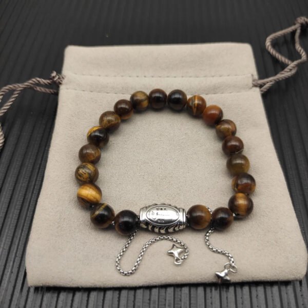 157C71DB-39F6-F2B9-79A7-46DFF025F120.jpg 8MM Stretch Rock Crystal Bracelet