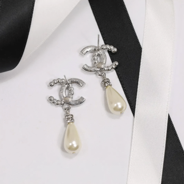 17078543-5348-90E3-A20C-62BCBF7FCBA8.png CCE644 cc Earring For Women