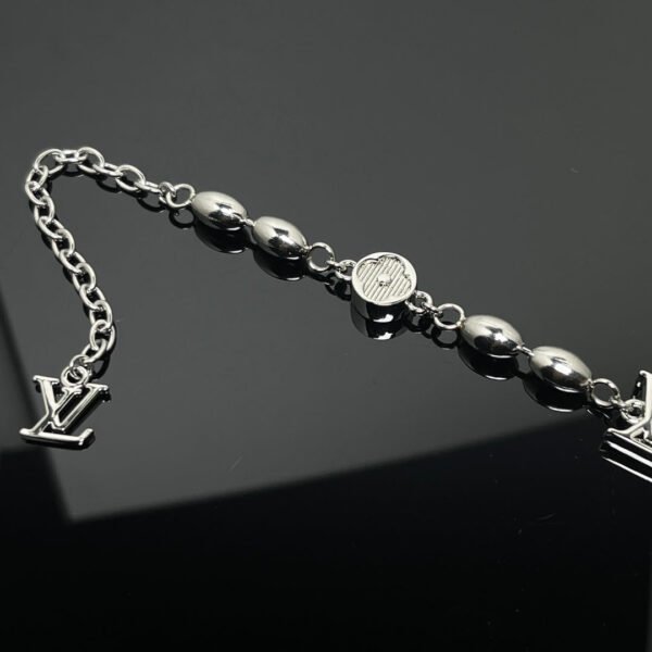 179250C6-4D82-6189-9C35-864D16251A97.jpg Pearls Fusion Bracelet