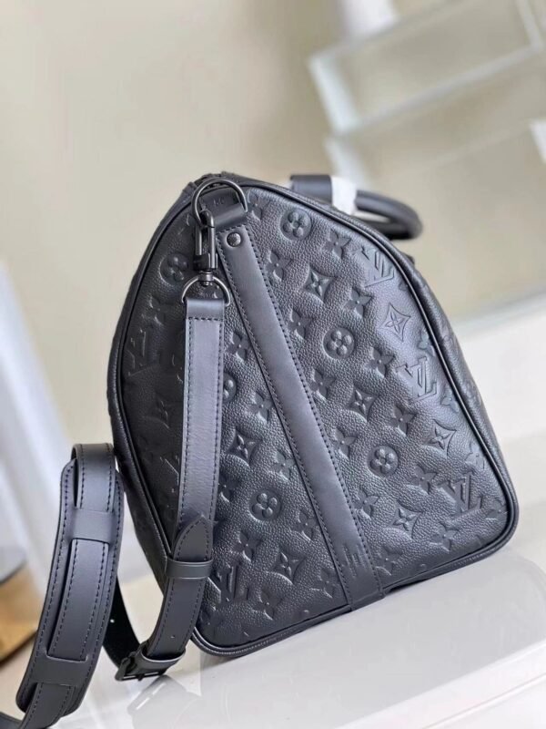 18465176-BD60-2EB9-C2AA-DCD3E4120256.jpg Louis Vuitton M44810 Keepall Bandoulière 50