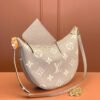 1AA0E2A3-9AE8-CD48-AE0D-065FEEC34FCC.jpg Louis Vuitton Loop Hobo M46738