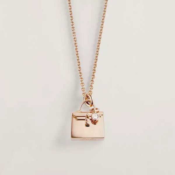 Amulettes Kelly pendant