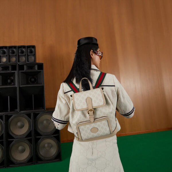 BACKPACK WITH INTERLOCKING G