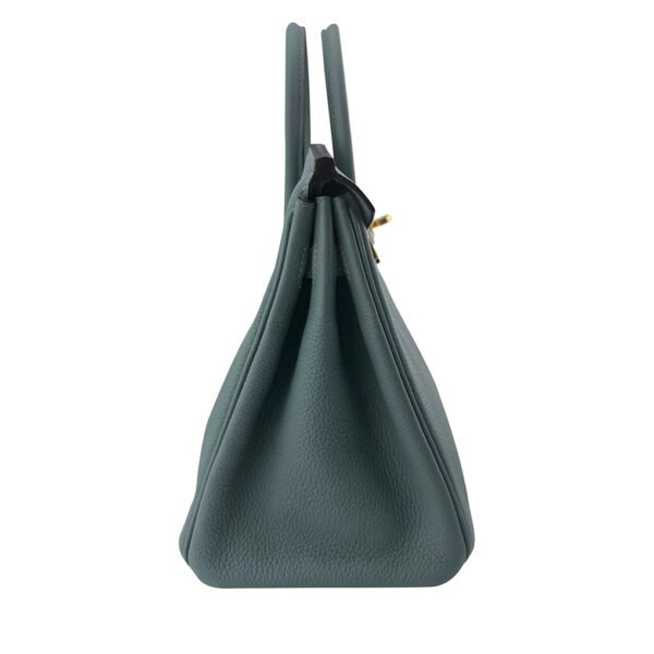 1C386A9F-FC8E-BF50-FB21-EA86FA544F13_068541f9-7604-4e5e-8b01-8459b2765aa6.jpg Birkin 35 Bleu Ciel Togo Gold Hardware