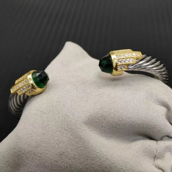 7mm Cable Bracelet with Peridot & Diamond Accents ??Gold Cap