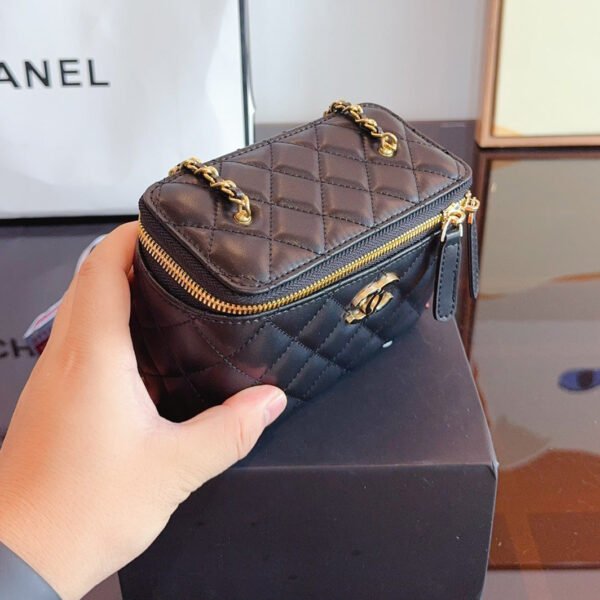 Clutch with Chain - black