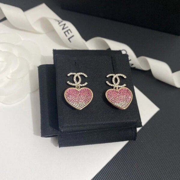 1E4EC5ED-5624-A05F-5EA5-43A94807FDE5.jpg cc Earrings