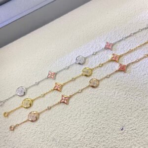 1ED83869-4146-3A79-5ED5-2A9FEB50D24A.jpg Color Blossom BB Multi-Motifs Bracelet - White gold