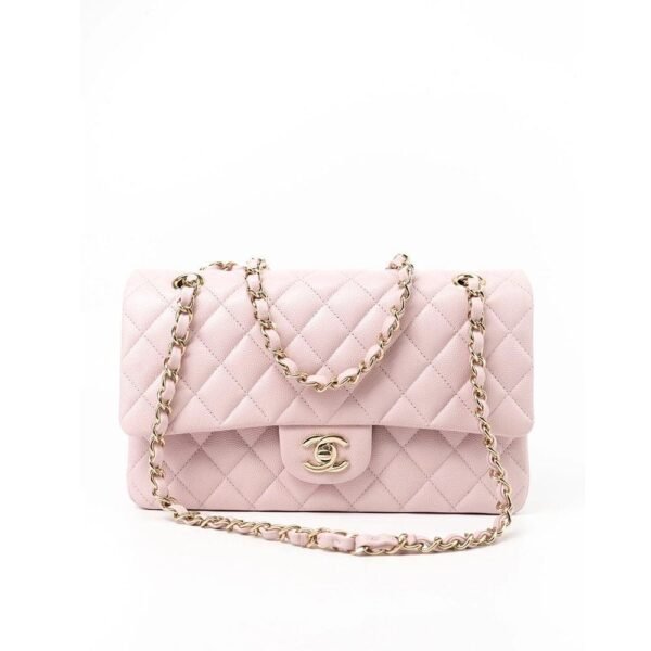 1FAD4325-E470-A974-A7CE-81F3B3AA4305.jpg Chanel Medium Classic Double Flap Light Pink Caviar Light Gold Hardware