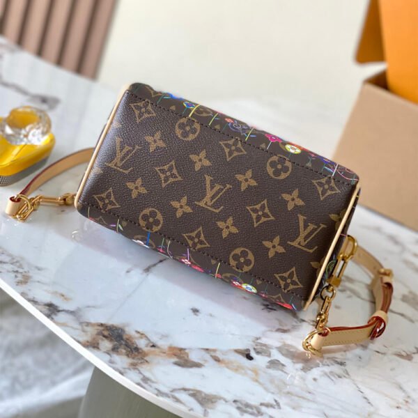 208B42CA-66E2-8BF2-49BB-DCB1E7FFDC60.jpg Louis Vuitton M14175 LV x TM SPEEDY BANDOULIÈRE 20