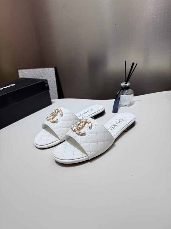 Chanel Women's Logo 25ss CC Sandal