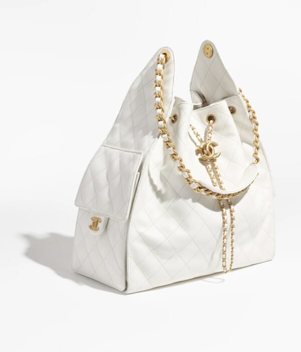 CHANEL 25 medium bag(White)