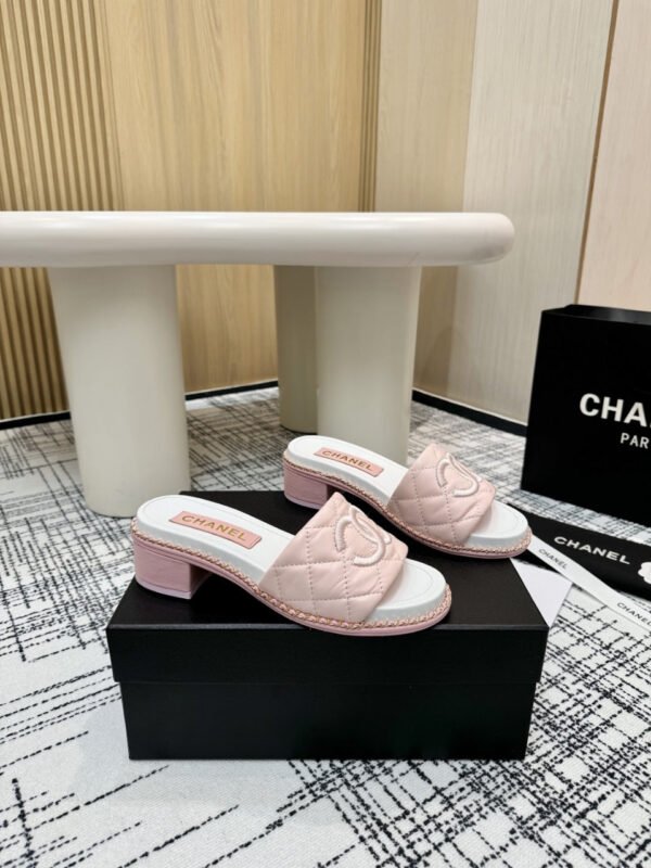 Chanel Women's Logo 25ss CC Sandal