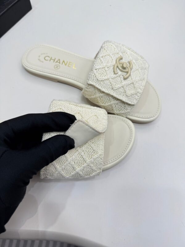 Chanel Women's Logo 25ss CC Sandal