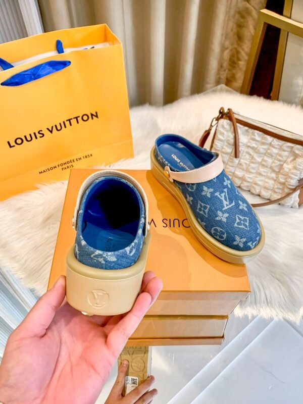 Louis Vuitton Women's Pool Pillow Comfort Sandal