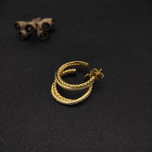 Pav&eacute; Crossover Hoop Earrings 18K Yellow Gold with Diamonds