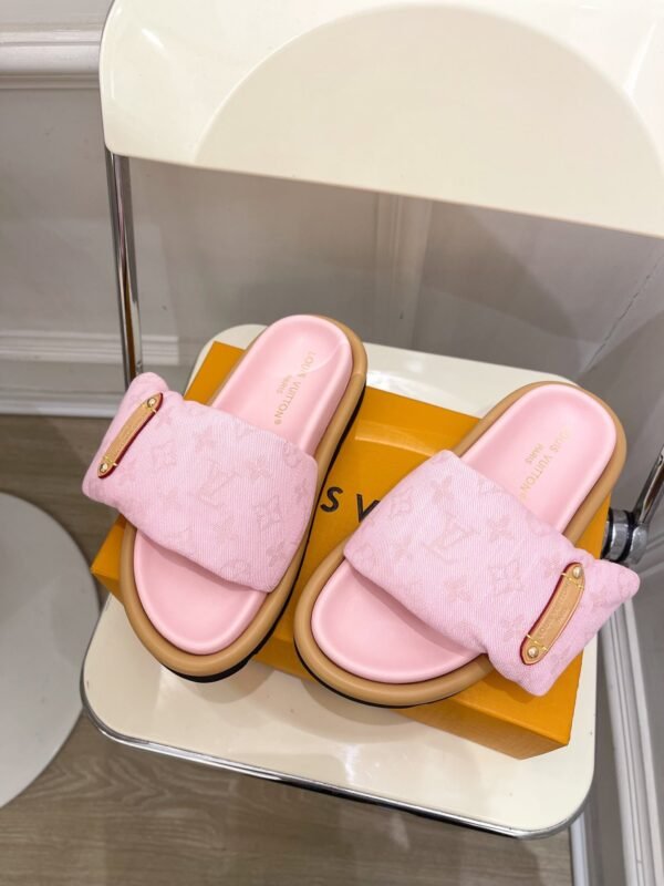 Louis Vuitton Women's Pool Pillow Comfort Sandal